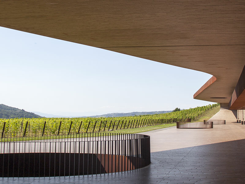 https://www.winelist.nl/media/cache/16x9_thumb/media/image/brand-banner/Banner-groot-antinori-estate.jpg