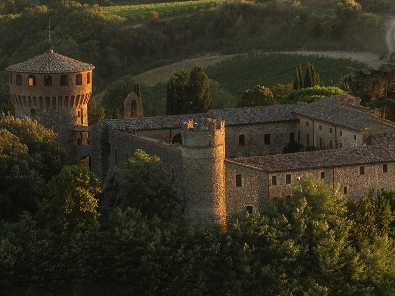 https://www.winelist.nl/media/cache/16x9_thumb/media/image/brand-banner/CastellodellaSala_Estate.jpg